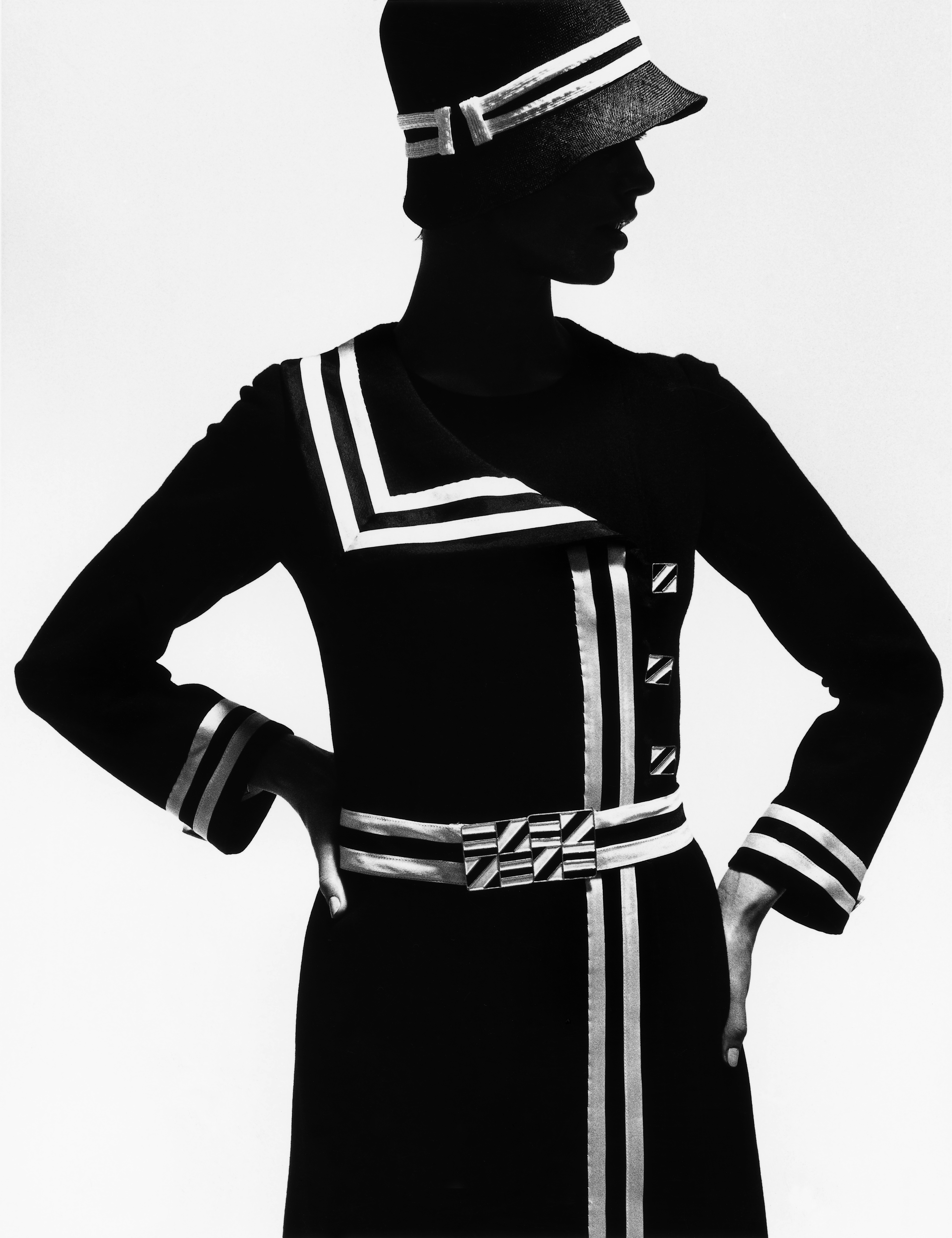 Op Art-Silhouette coat by Lend F.C. Gundlach Paris 1966 for Brigitte Magazine